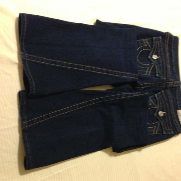 SOLD - Picture 3 of 4