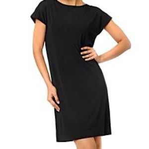 DKNYC CAP SLEAVE JEARSY DRESS BUCLE DETAIL IN BACK