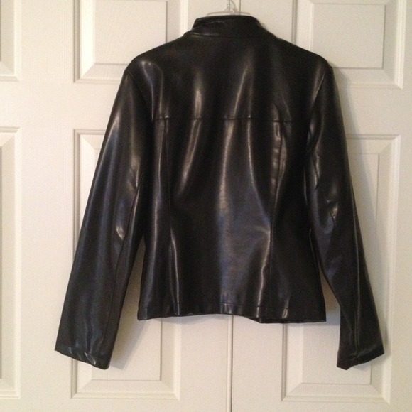 Women Leather Jacket - Picture 2 of 3