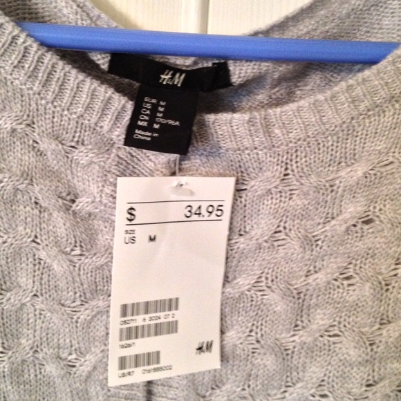 Button-up Sweater with pockets - Picture 3 of 3