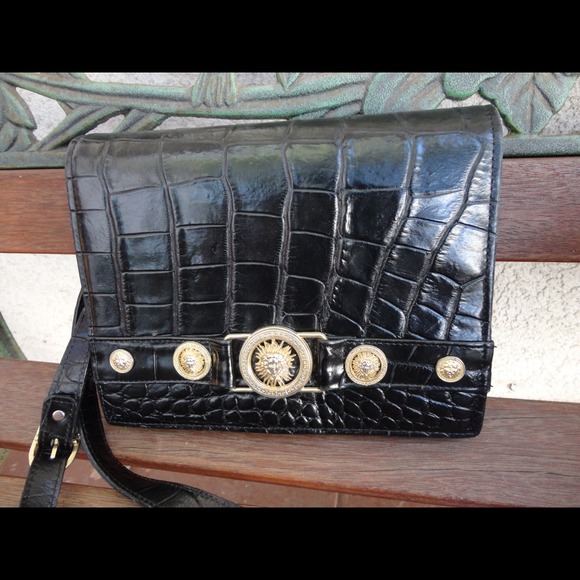❌SOLD❌ Vintage black purse