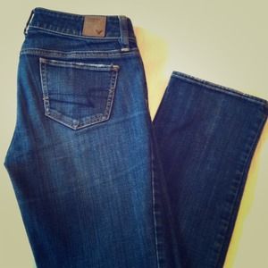 American Eagle straight leg jeans size 4
