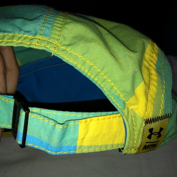 Hat - Picture 3 of 3