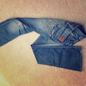 Buckle's brand BKE "Sabrina" jeans