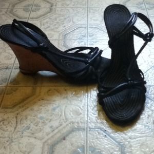 4 pairs of heels❌sold❌