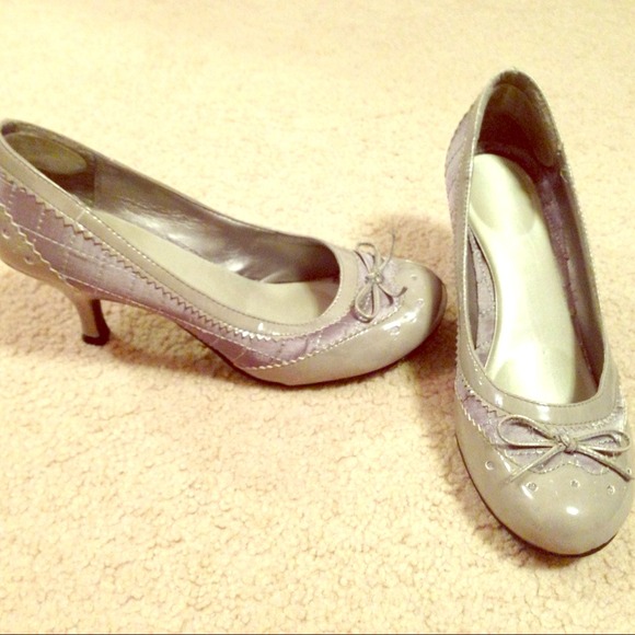💵⬇ Grey Oxford Heels/Pumps