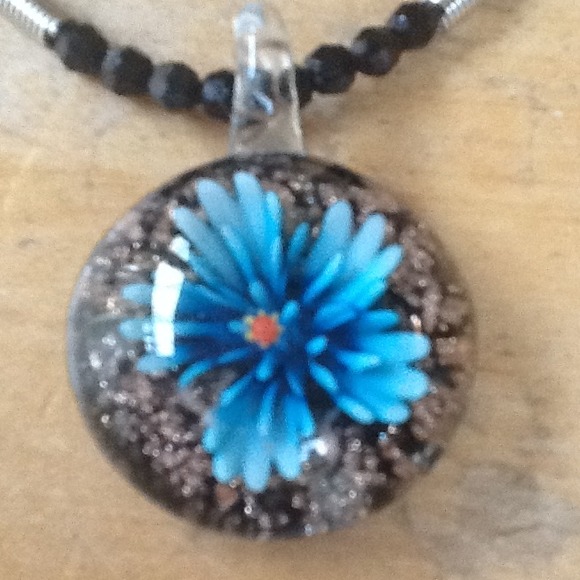 Hand Crafted Art Glass Necklace - Picture 2 of 2