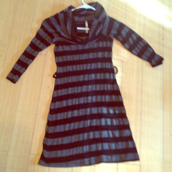 Stretch-Sweater dress with dipped neckline