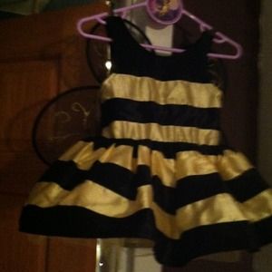 Bee costume