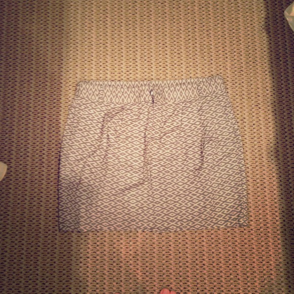 SOLD: Patterned GAP Skirt