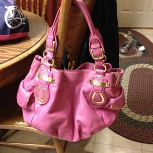Beautiful hot pink bmakowsky handbag