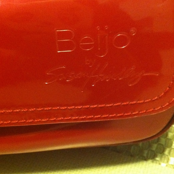 Red beijo purse / clutch - Picture 2 of 3