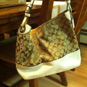 Coach shoulder bag