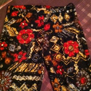 ✨Cute laced leggings✨