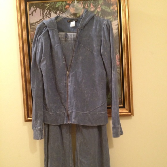 Sold-Casual suit
