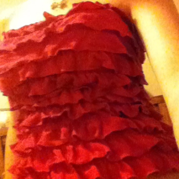 Pink Hollister Ruffled SaltCreak Strapless Top - Picture 1 of 2