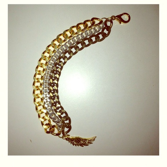 Triple chain bracelet