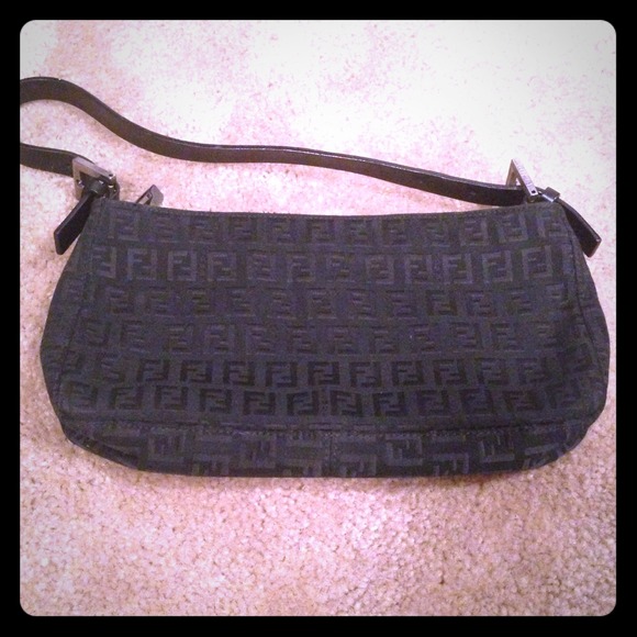 Small Fendi Black Purse
