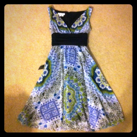 London Times Sleeveless Tie Waist Dress