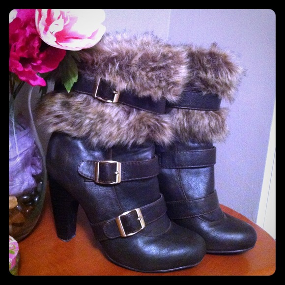 SOLD -Fur boots GREAT for the winter!