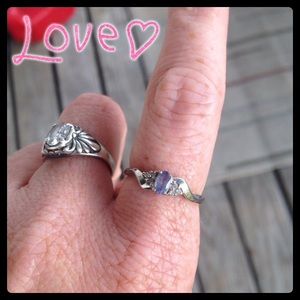 Jewelry - 10k Gold Ring & Stone Jewelry - 10k Gold Ring & Stone