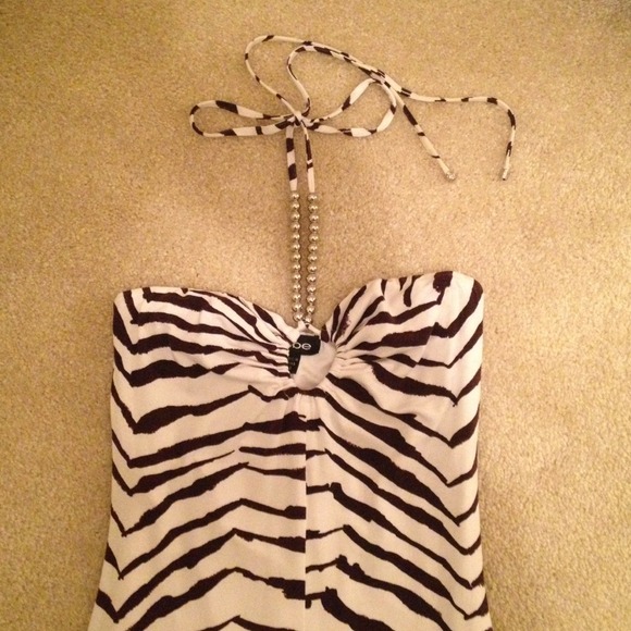 😍😍SOLD😍😍bebe maxi dress! - Picture 2 of 4