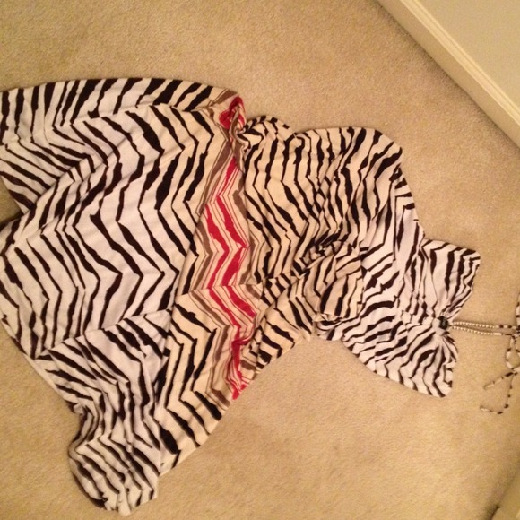 😍😍SOLD😍😍bebe maxi dress! - Picture 3 of 4