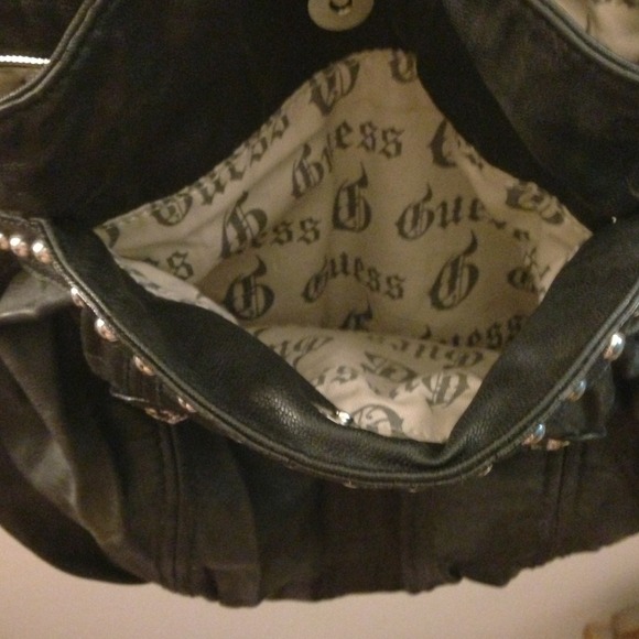 ❗❗REDUCED Guess - Leather black studded purse - Picture 3 of 4