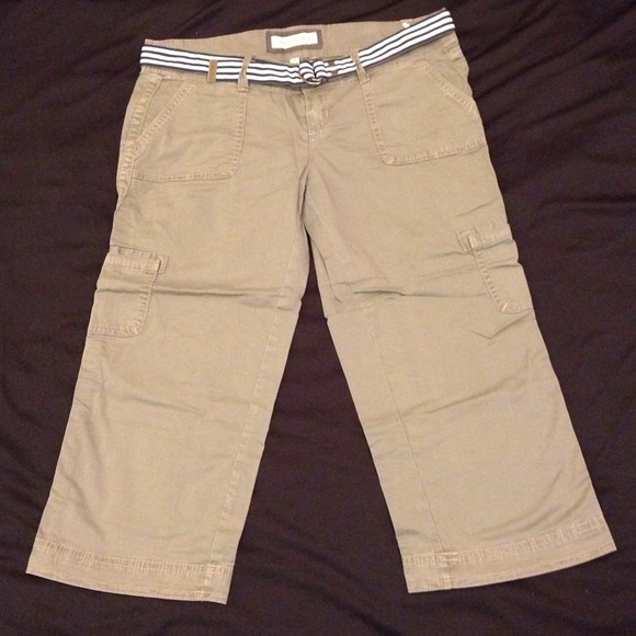 A&F crop, capri, or midcalf pants