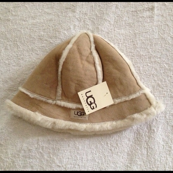 🔴SOLD🔴 in above BUNDLE for @nikibx2!! - Picture 2 of 4