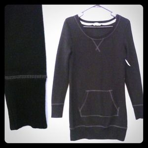 Black old navy NWT long sweatshirt like top