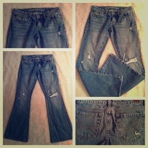 AE real flare ripped jeans