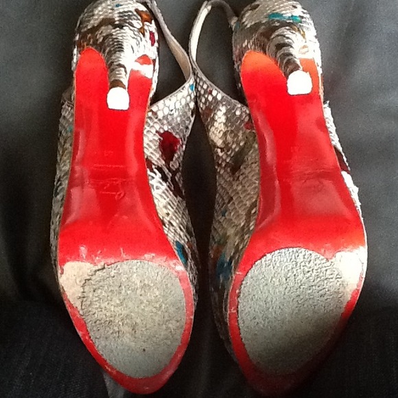 Christian Louboutin - Open toe shoes - Picture 3 of 3