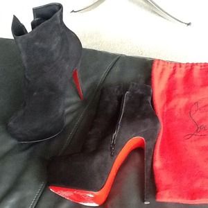 Christian-Louboutin-Daf-Booty-160-Suede-Ankle