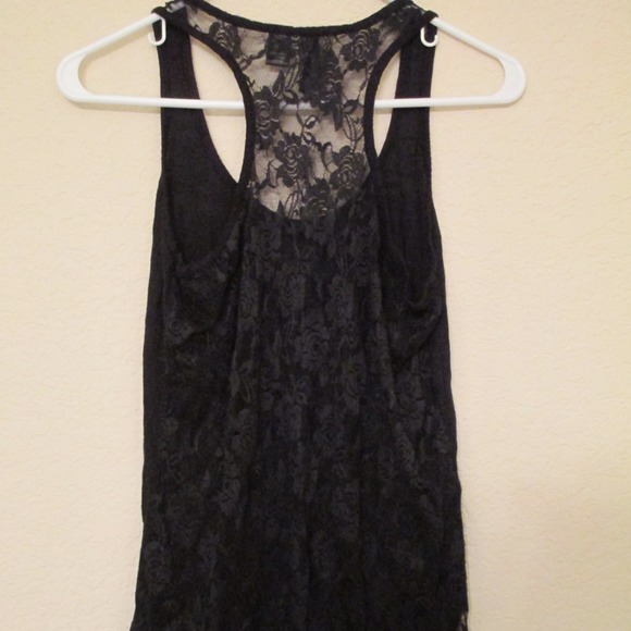!!!!!!SOLD!!!!! Lace Racerback Tank - Picture 4 of 4