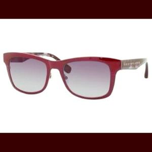 Marc Jacobs sunnies!