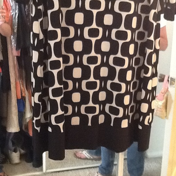 Dress size xl. Designer tiana b - Picture 3 of 3