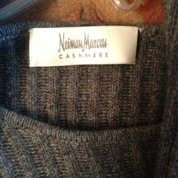 Reduced!  Neiman Marcus Cashmere sweater