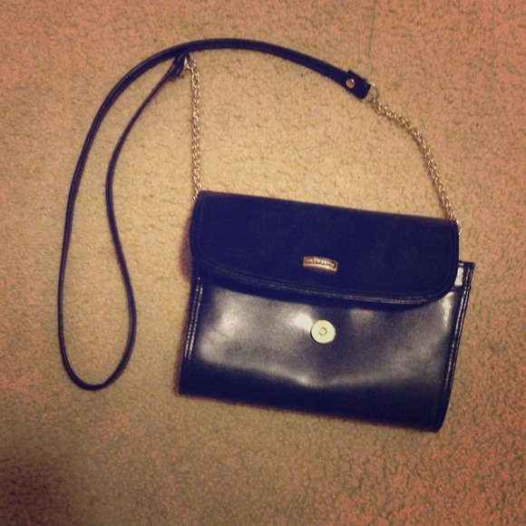 *SOLD in bundle** Liz Claiborne Purse