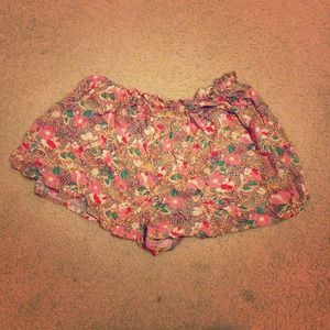 *Sold in Bundle*American Eagle Shorts