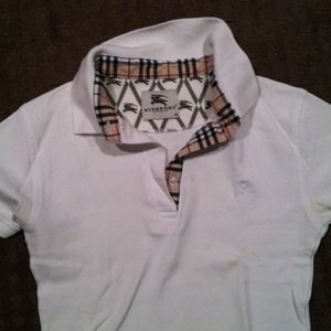 Bundle of tshirt and sandals