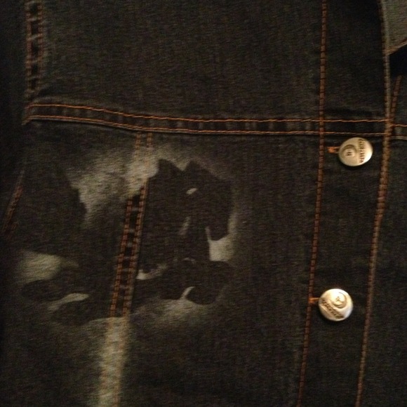 Jean jacket with horse shade prints - Picture 2 of 4