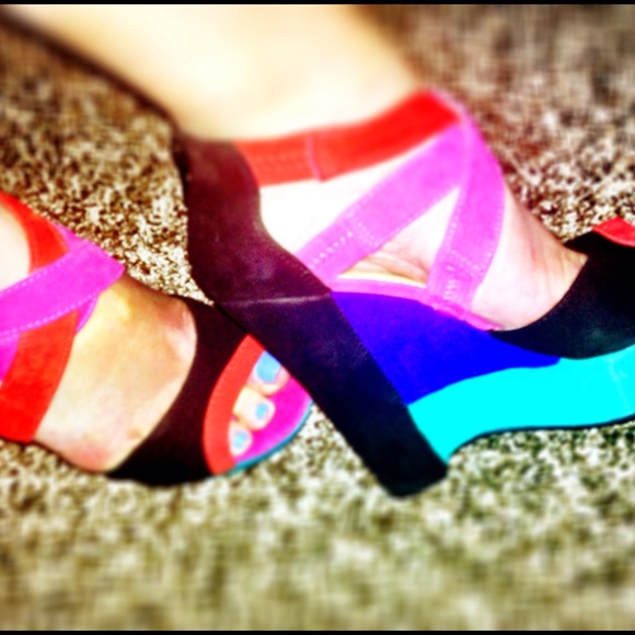 Colorful wedges