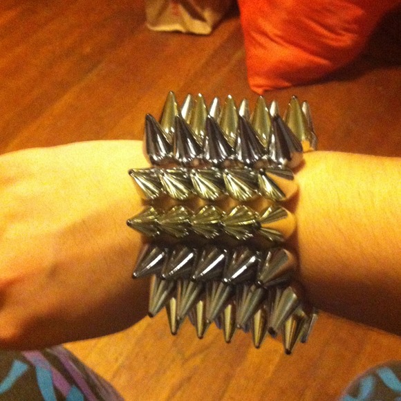 Spiked out bracelet😎 - Picture 3 of 3