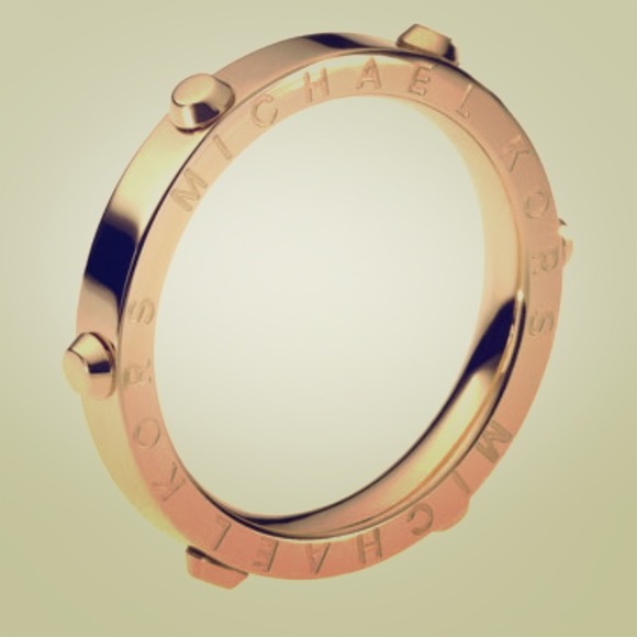 Michael Kors Astor stud ring