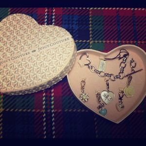 💲PRICE REDUCED💲👍 Juicy Couture Charms Bracelet.