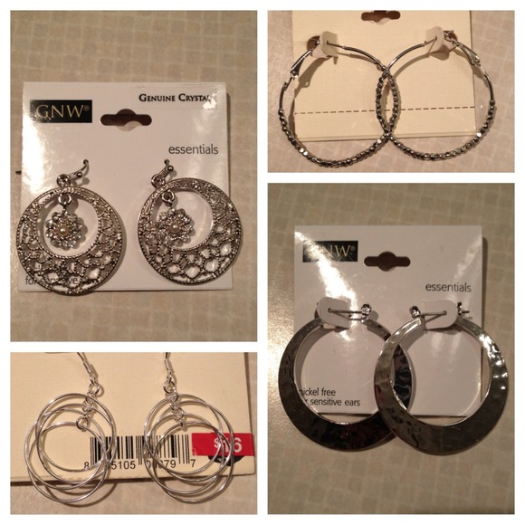 SOLD Earring bundle!