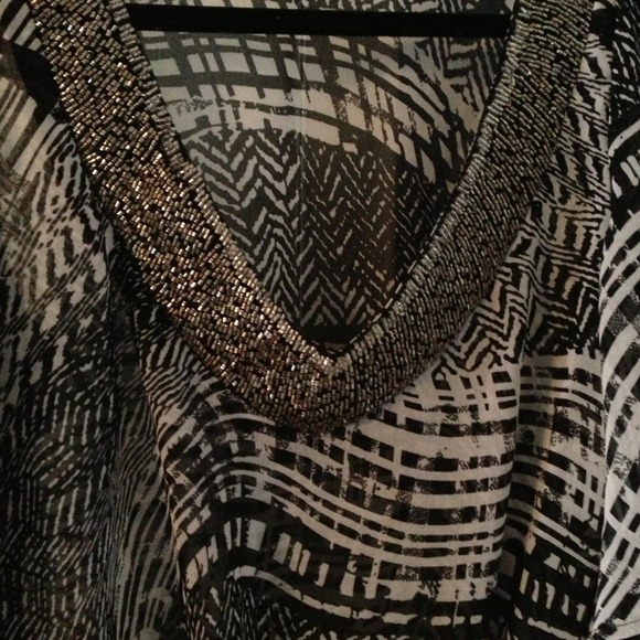 Arden B top - Picture 3 of 3