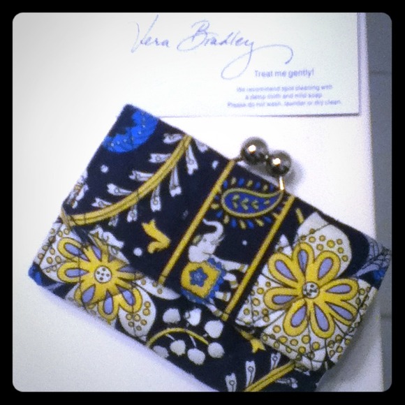 Vera Bradley wallet