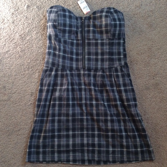 ❌SOLD❌ New With Tags! Plaid navy blue dress